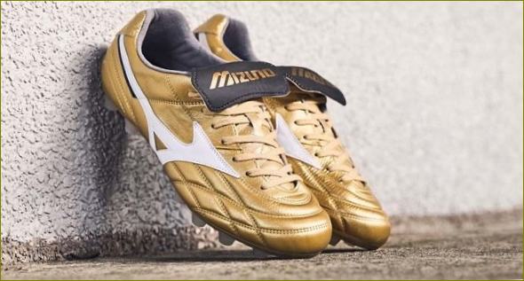 Mizuno Morelia Ultra Light -nastat